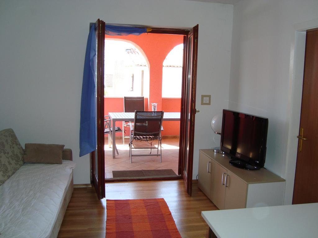 Apartments Josip Pinezici  Bagian luar foto